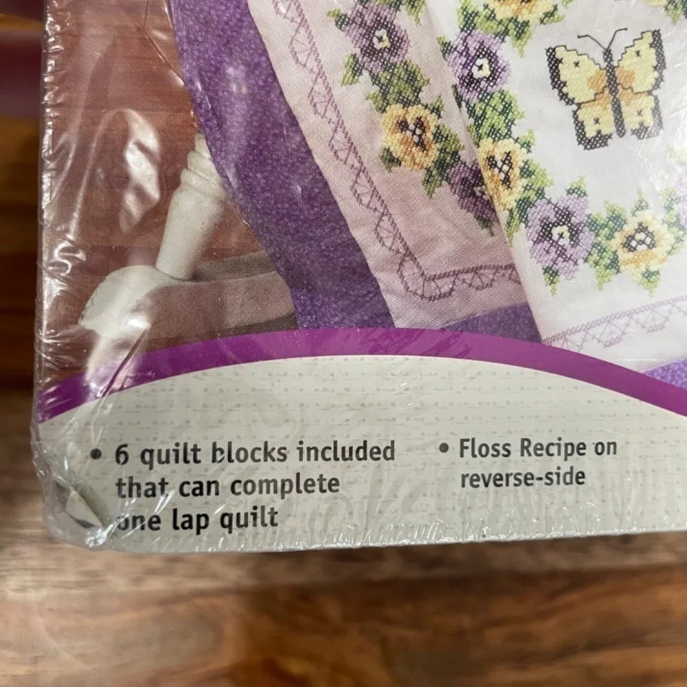 VTG Janlynn‎ 6 Pansy & Butterfly Stamped Quilt Blocks #998-4011 Made in the USA